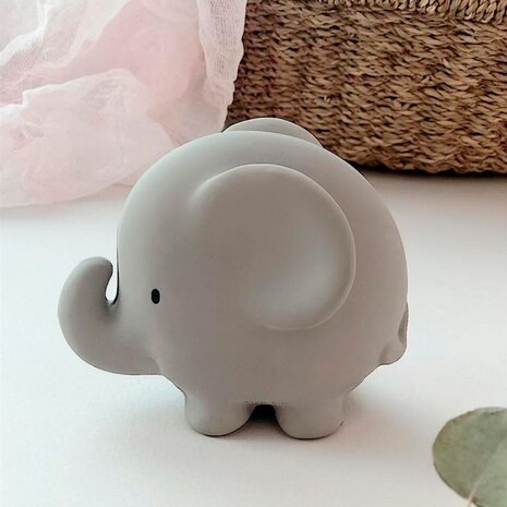 Tikiri Mijn Eerste Safaridiertje Leeuw - Copy Tikiri Mijn Eerste Safaridiertje Leeuw - Copy