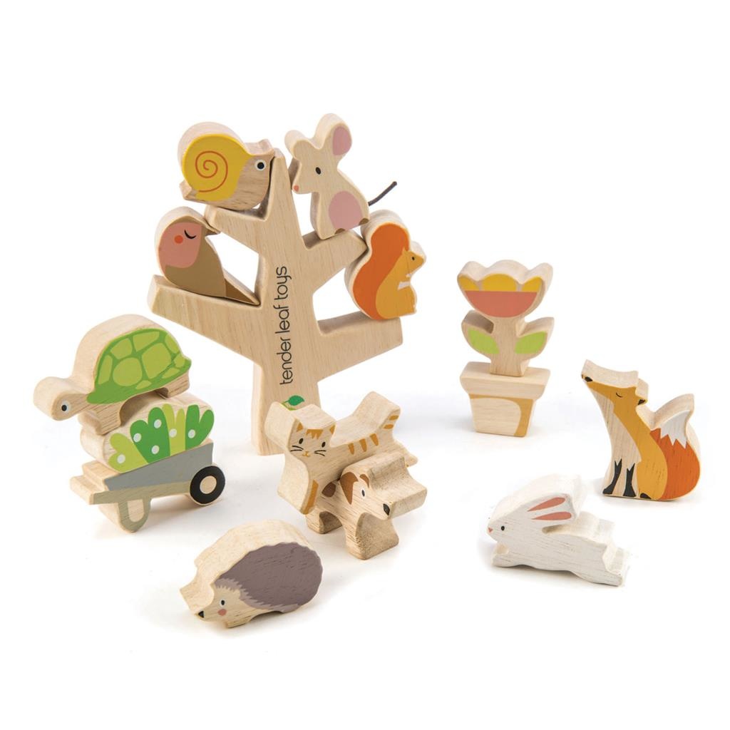 Houten stapelboom met dieren Houten stapelboom met dieren