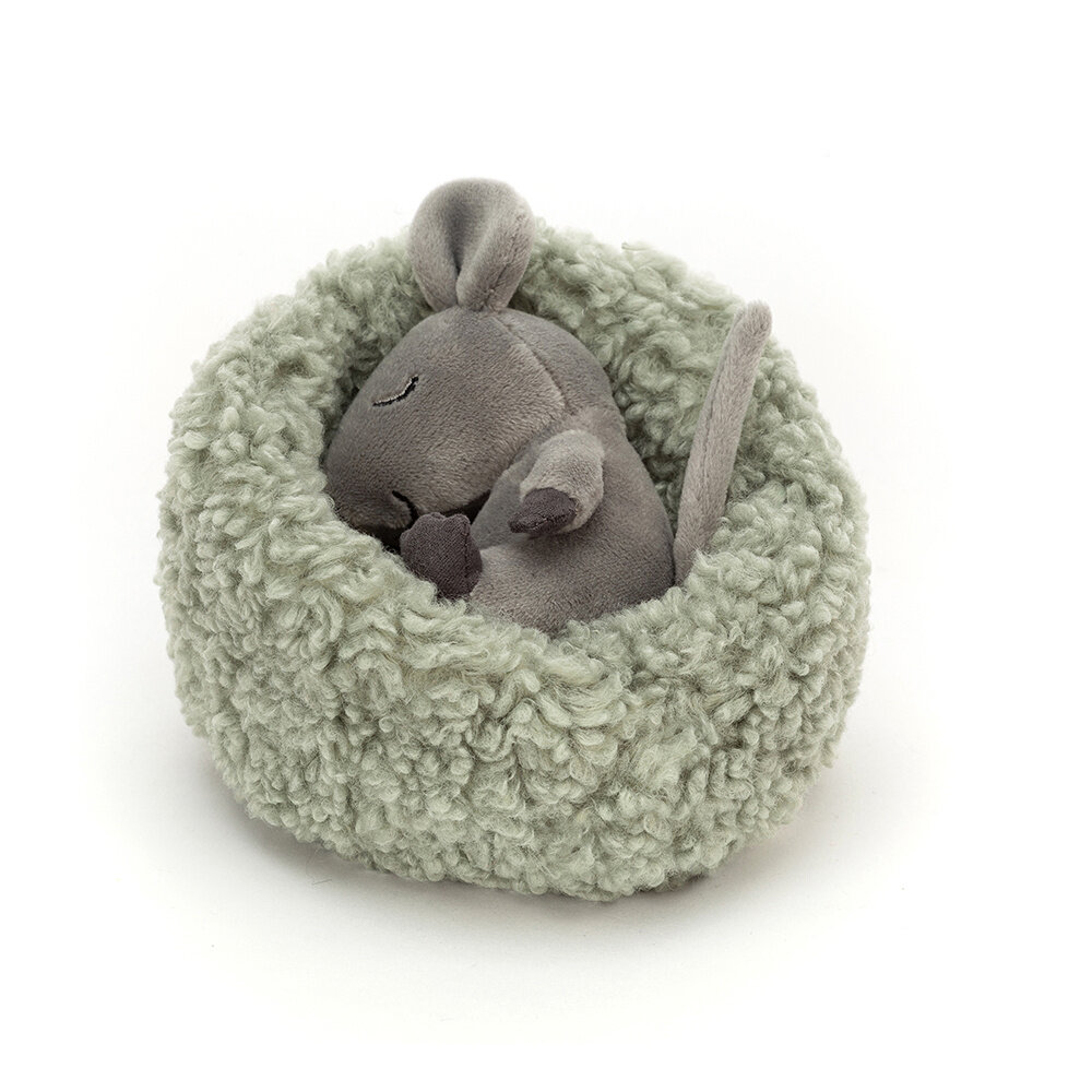 Jellycat Knuffel Muis Hibernating Mouse Jellycat Knuffel Muis Hibernating Mouse