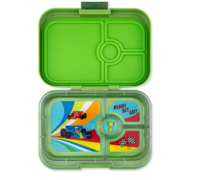 Yumbox Yumbox Panino 4 vakken Matcha Green / Race cars Yumbox Yumbox Panino 4 vakken Matcha Green / Race cars
