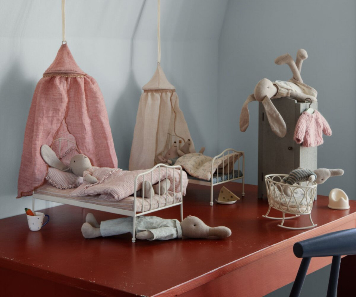 Maileg Miniature Bedhemel Mint Maileg Miniature Bedhemel Mint