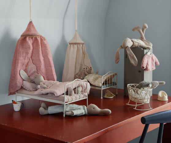 Maileg Miniature Bedhemel Mint Maileg Miniature Bedhemel Mint