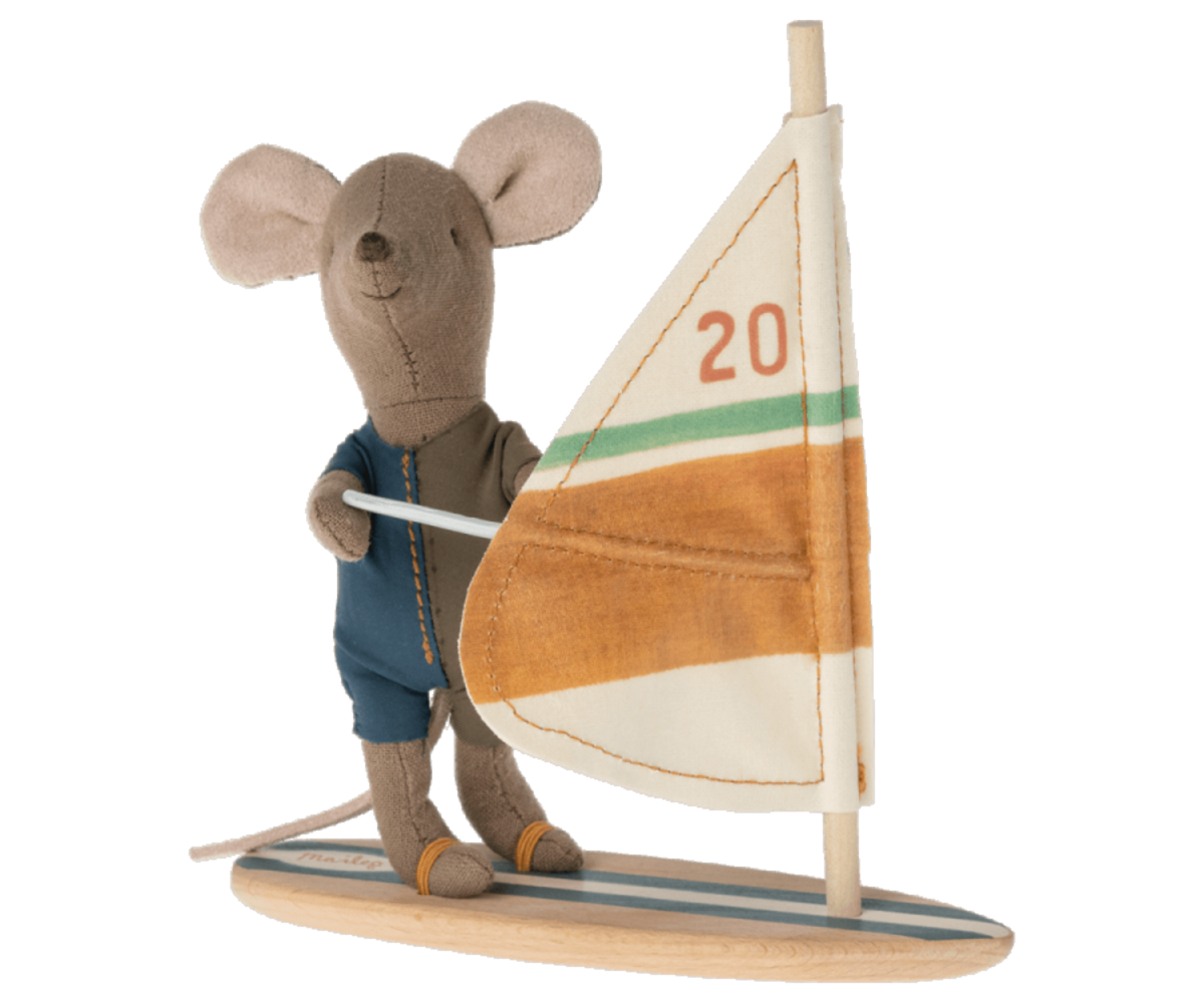 Maileg Beach Mouse, Little brother met Surfplank Maileg Beach Mouse, Little brother met Surfplank