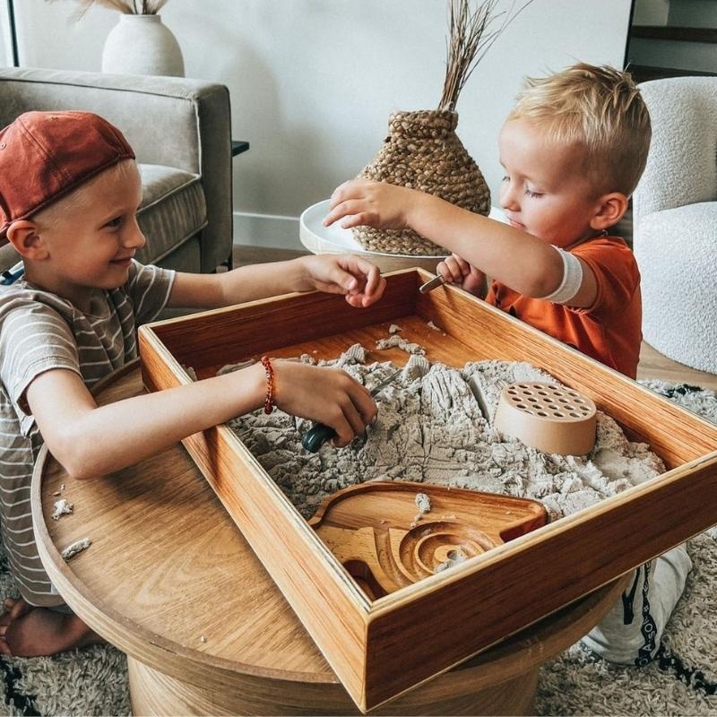Waarom Sensory Play een Must-Have is voor Jonge Kinderen Waarom Sensory Play een Must-Have is voor Jonge Kinderen