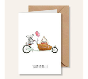 Juulz Illustrations Wenskaart Bakfiets Hoera een Meisje Juulz Illustrations Wenskaart Bakfiets Hoera een Meisje