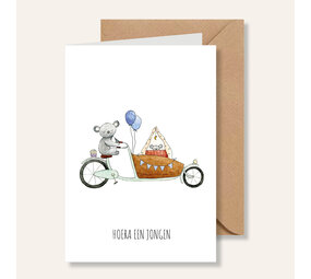 Juulz Illustrations Wenskaart Bakfiets Hoera een Jongen Juulz Illustrations Wenskaart Bakfiets Hoera een Jongen