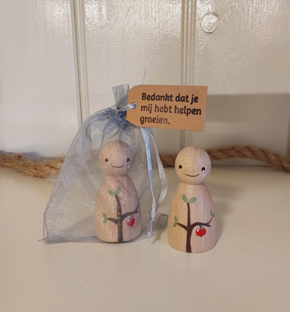 Houten Bedankje bedankt dat je mij hebt helpen groeien Houten Bedankje bedankt dat je mij hebt helpen groeien