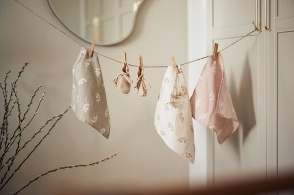 Jollein Hydrofiel Monddoekje 31x31cm Twig Wild Rose  (3pack) Jollein Hydrofiel Monddoekje 31x31cm Twig Wild Rose  (3pack)