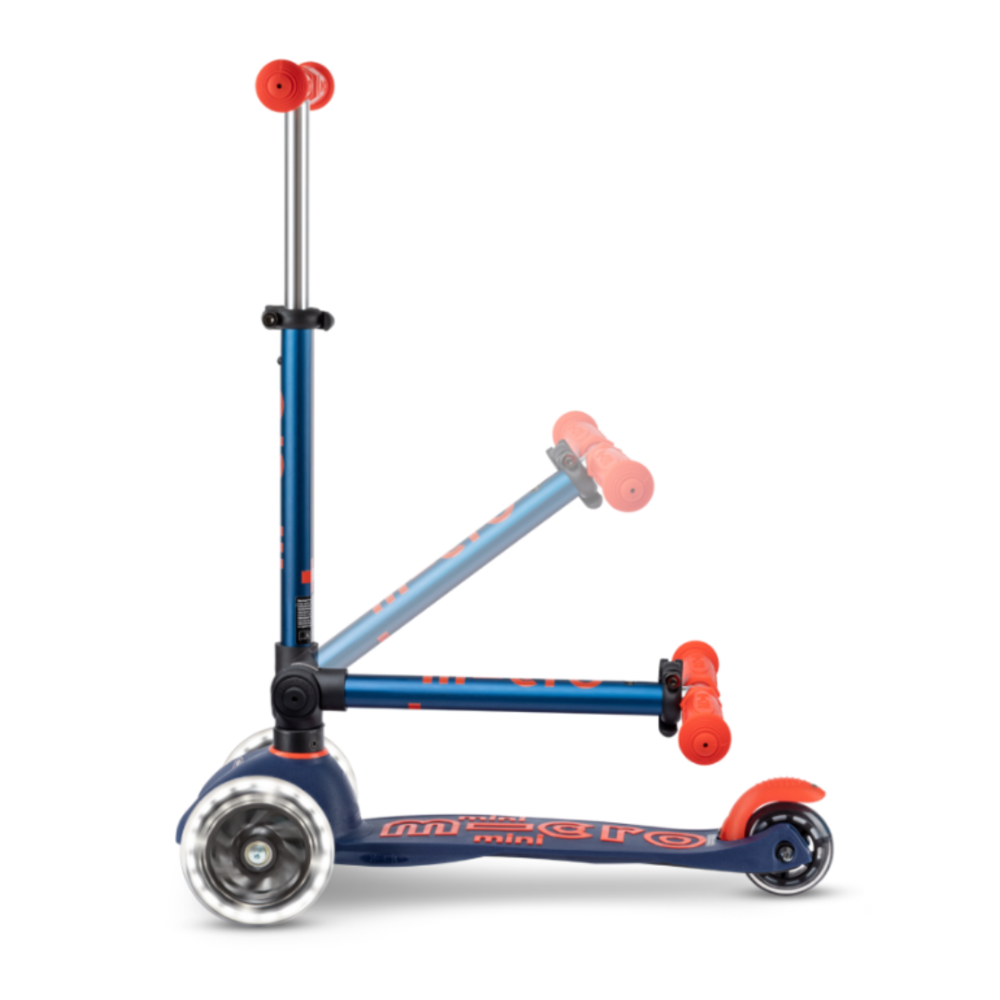 Micro Step Maxi Deluxe Inklapbaar LED Marineblauw Micro Step Maxi Deluxe Inklapbaar LED Marineblauw