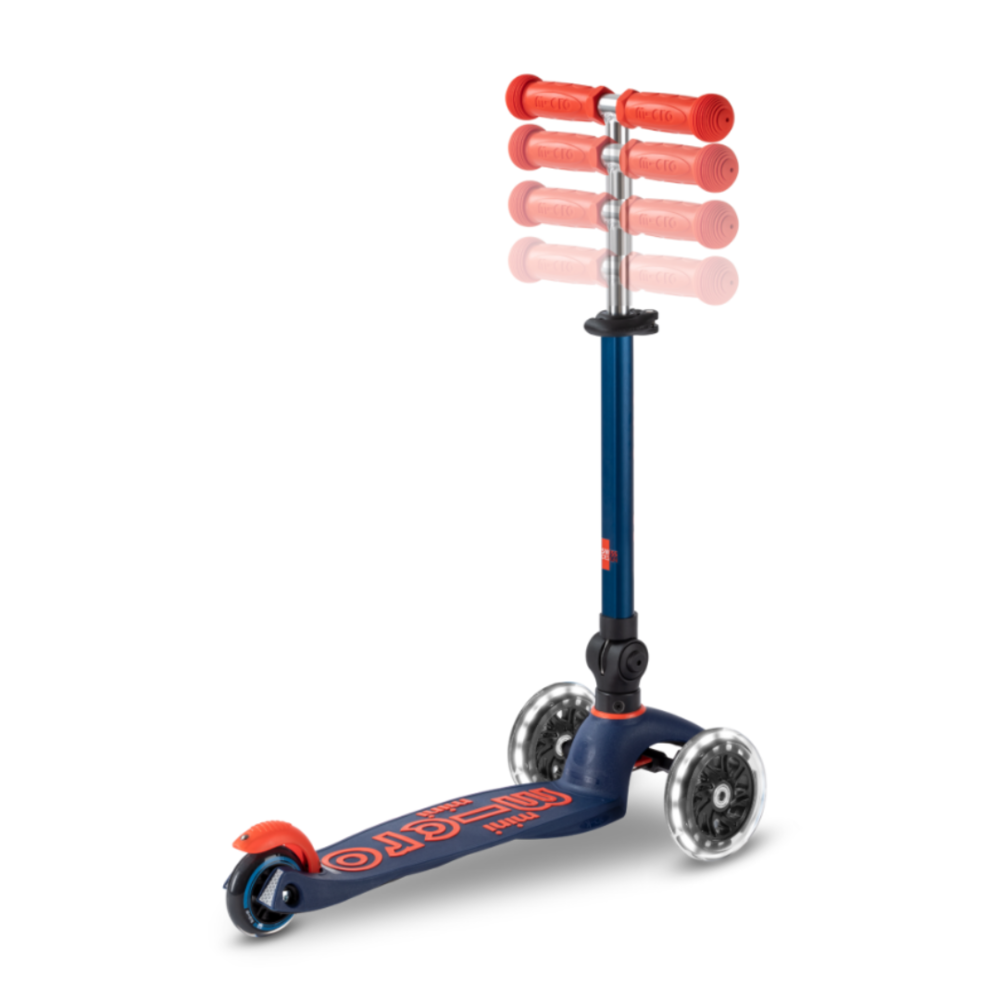 Micro Step Mini Inklapbaar LED Marineblauw Micro Step Mini Inklapbaar LED Marineblauw