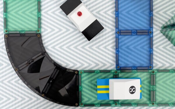 Connetix Roads Ramps en Intersections Pack 16 stuks Connetix Roads Ramps en Intersections Pack 16 stuks