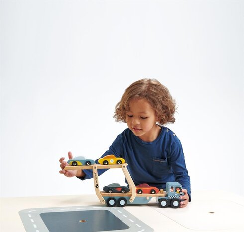 Tender Leaf Toys Houten Autotransporter