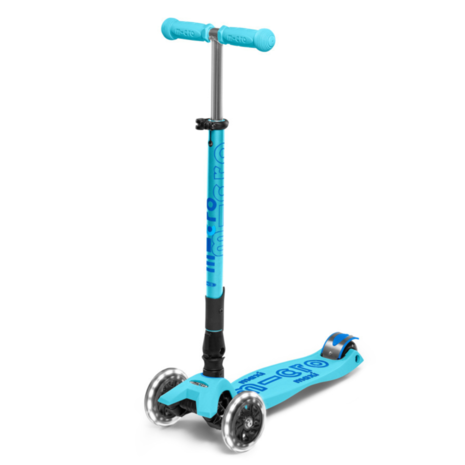 Micro Step Maxi Deluxe Inklapbaar LED Blauw Micro Step Maxi Deluxe Inklapbaar LED Blauw