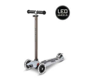 Micro Step Maxi Deluxe Flux LED Neochrome Black Micro Step Maxi Deluxe Flux LED Neochrome Black