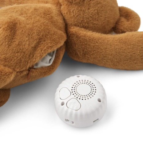 Liewood Hartslagknuffel Hattie Bear Humming Teddie Golden Caramel Liewood Hartslagknuffel Hattie Bear Humming Teddie Golden Caramel