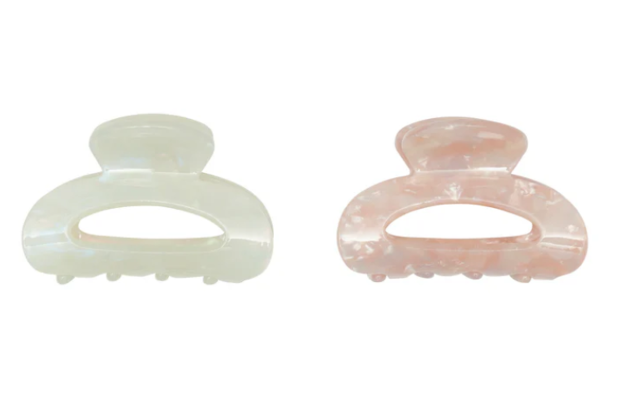 Mimi & Lula Haarklem Pretty bulldogs Mimi & Lula Haarklem Pretty bulldogs