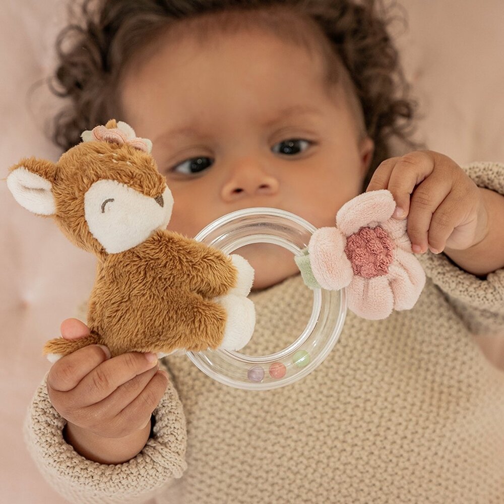 Little Dutch Ringrammelaar Hert - Fairy Garden Little Dutch Ringrammelaar Hert - Fairy Garden