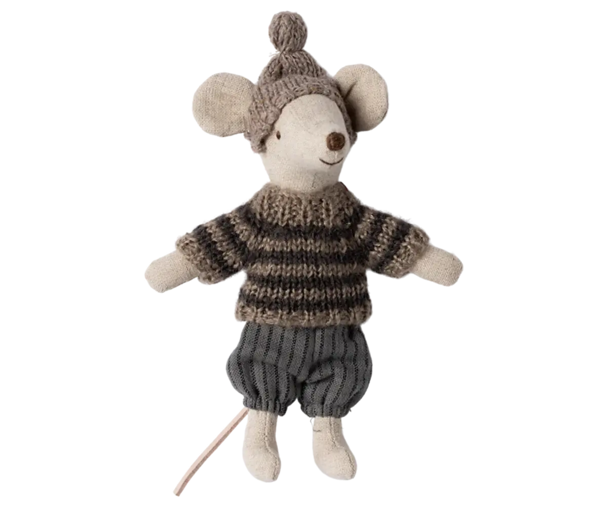 Maileg Winter Mouse met ski set Big brother Grey Maileg Winter Mouse met ski set Big brother Grey