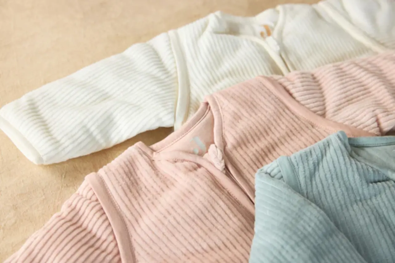 Jollein Slaapzak Rib Wild Rose met Afritsbare Mouwen Jollein Slaapzak Rib Wild Rose met Afritsbare Mouwen