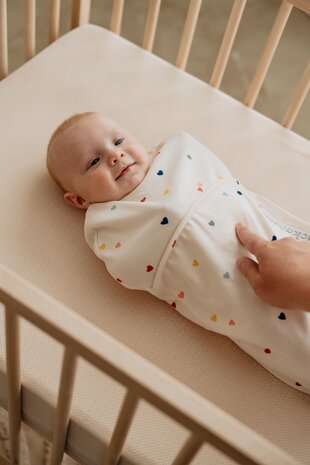 Puckababy Slaapzak Piep 0/3M - Hearts Confetti Puckababy Slaapzak Piep 0/3M - Hearts Confetti