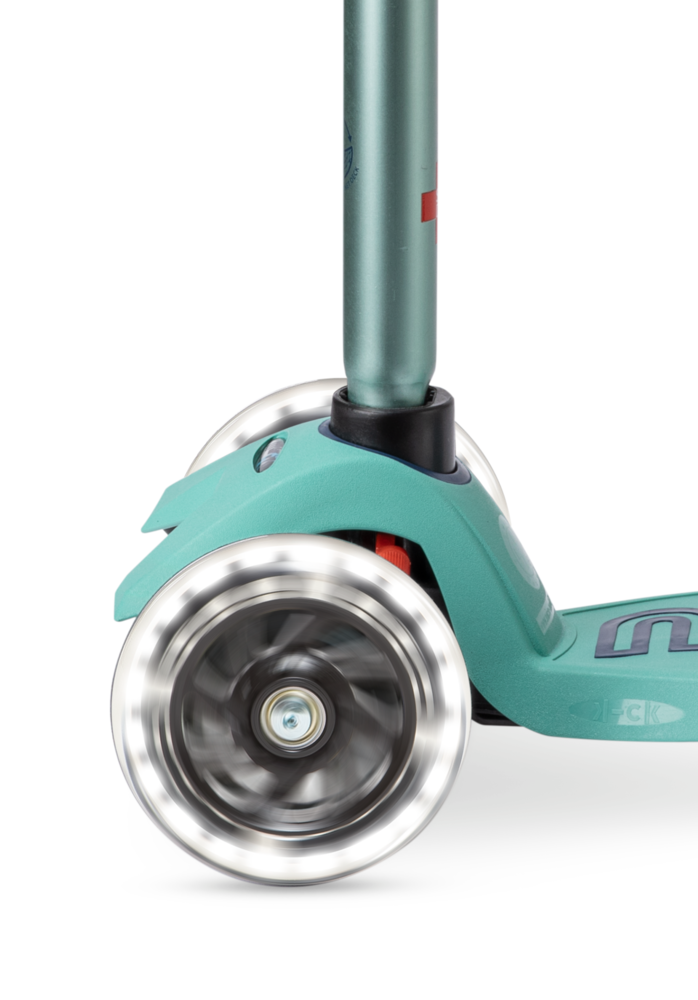 Micro Step Maxi Deluxe ECO LED Mint Micro Step Maxi Deluxe ECO LED Mint