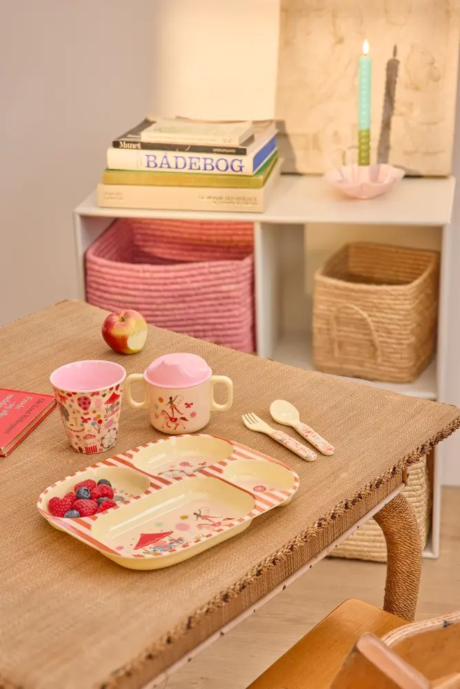 Rice Melamine Beker - Medium - Fun Fair Roze Rice Melamine Beker - Medium - Fun Fair Roze