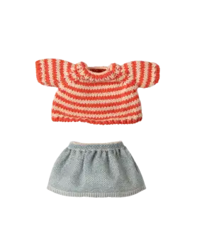 Maileg Knitted Sweater and Skirt Big Sister Mouse Maileg Knitted Sweater and Skirt Big Sister Mouse