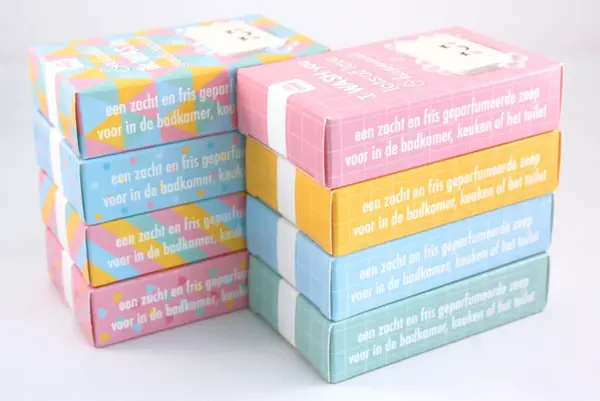 Studio Schatkist Zeep 'I WASH you lots of love & happiness' Studio Schatkist Zeep 'I WASH you lots of love & happiness'