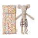 Maileg Dad Beach Mouse Luchtbed Flower Maileg Dad Beach Mouse Luchtbed Flower