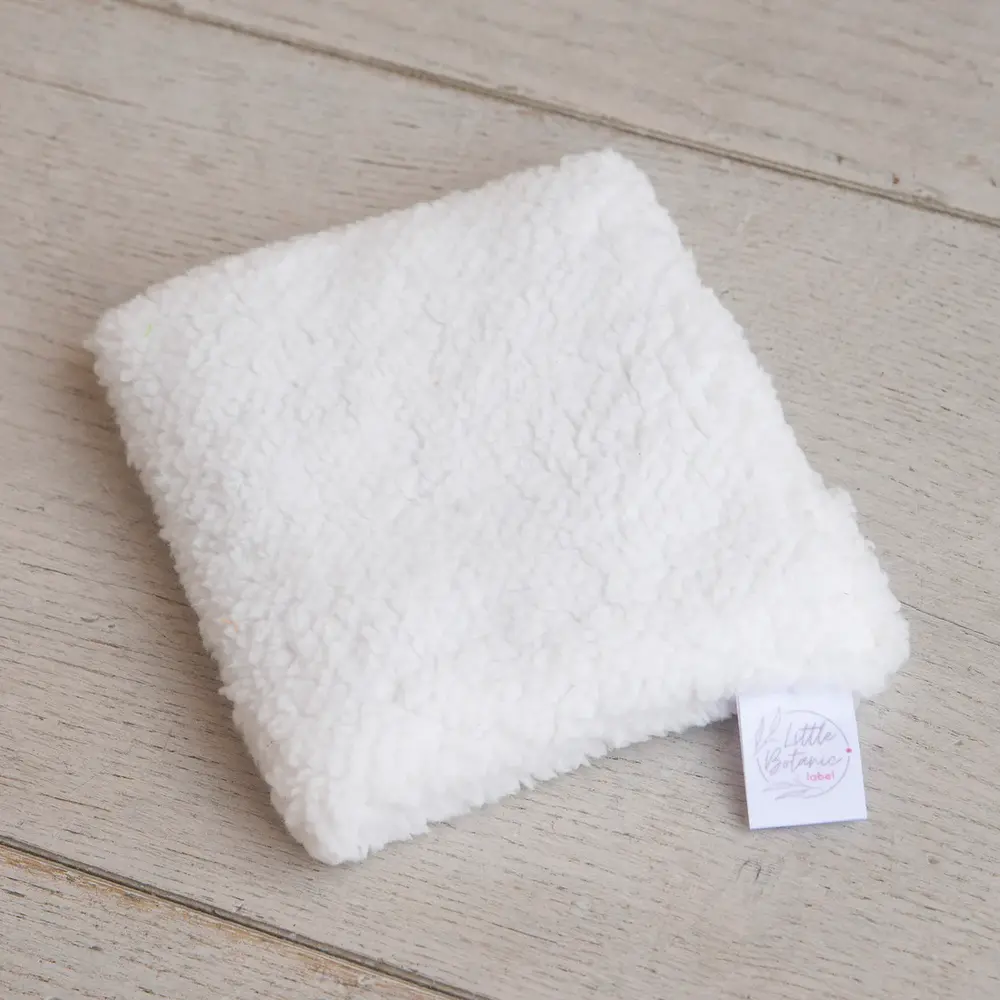 Little Botanic Label Pittenzakje Teddy Wit Little Botanic Label Pittenzakje Teddy Wit