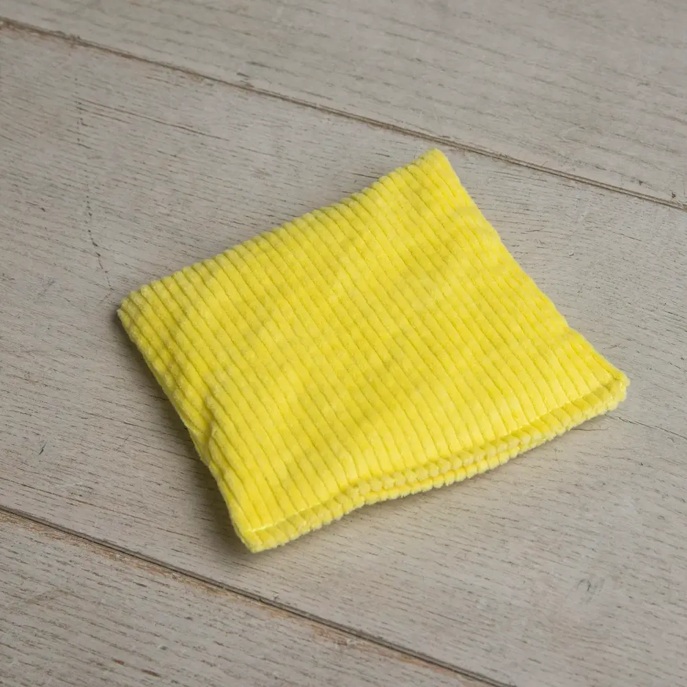 Little Botanic Label Pittenzakje Zachtgeel Little Botanic Label Pittenzakje Zachtgeel