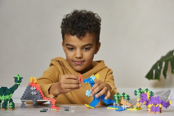 Plus-Plus Learn to Build Dino`s (600 stukjes) Plus-Plus Learn to Build Dino`s (600 stukjes)