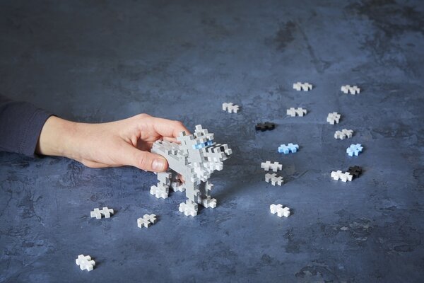 Plus-Plus Tube Wolf (100 stukjes) Plus-Plus Tube Wolf (100 stukjes)