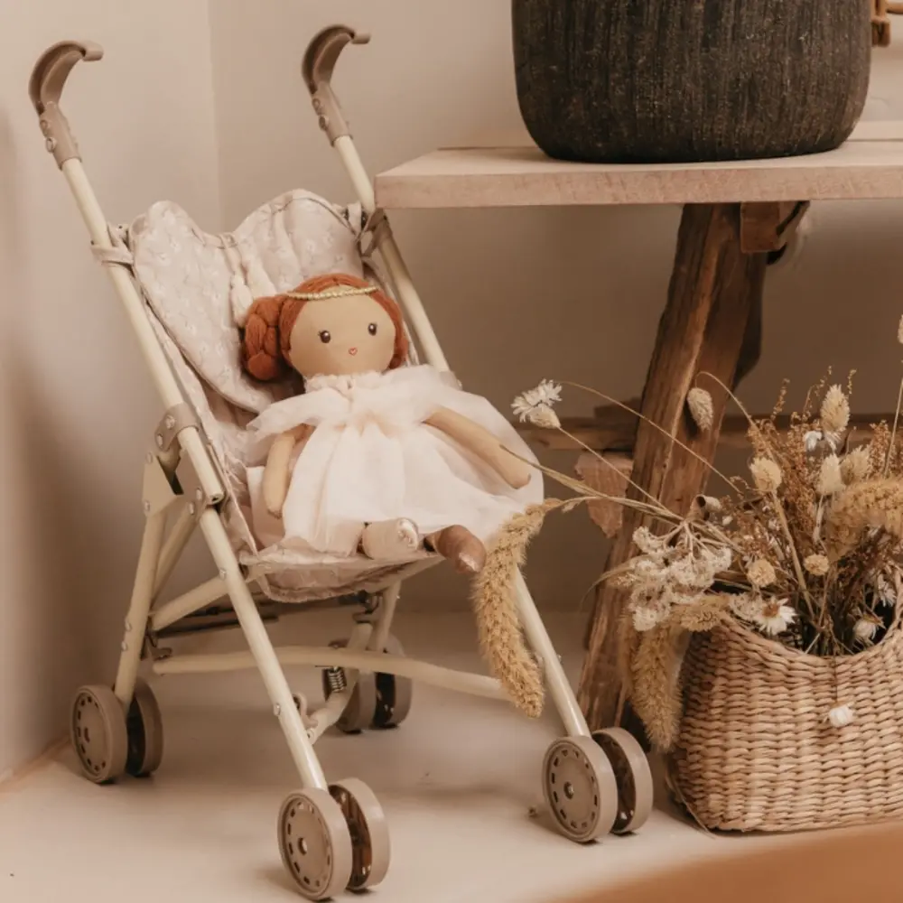 Mrs. Ertha Poppenwagen Little Daisys Mrs. Ertha Poppenwagen Little Daisys