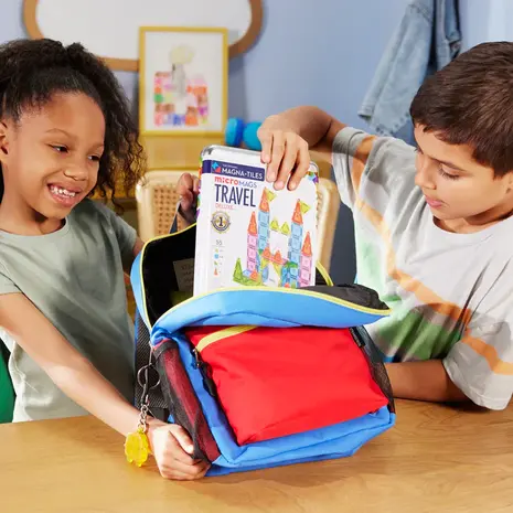 Magna Tiles Travel Set Deluxe 55 stuks Magna Tiles Travel Set Deluxe 55 stuks