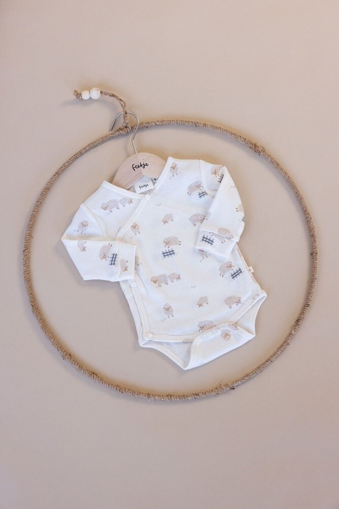 Feetje Babykleding Wikkelromper Sleepy Sheepy Creme Feetje Babykleding Wikkelromper Sleepy Sheepy Creme