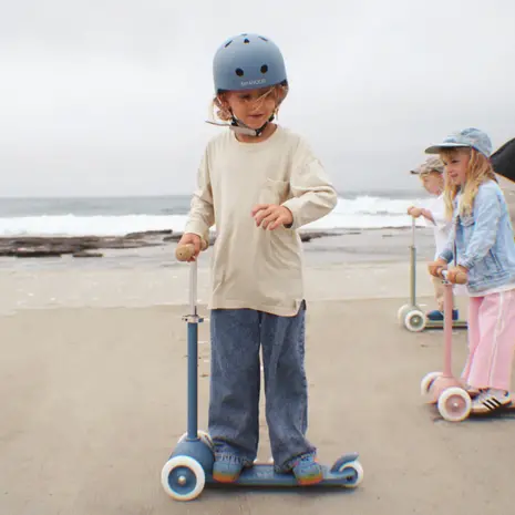 Banwood Kinderhelm Deepsea Banwood Kinderhelm Deepsea