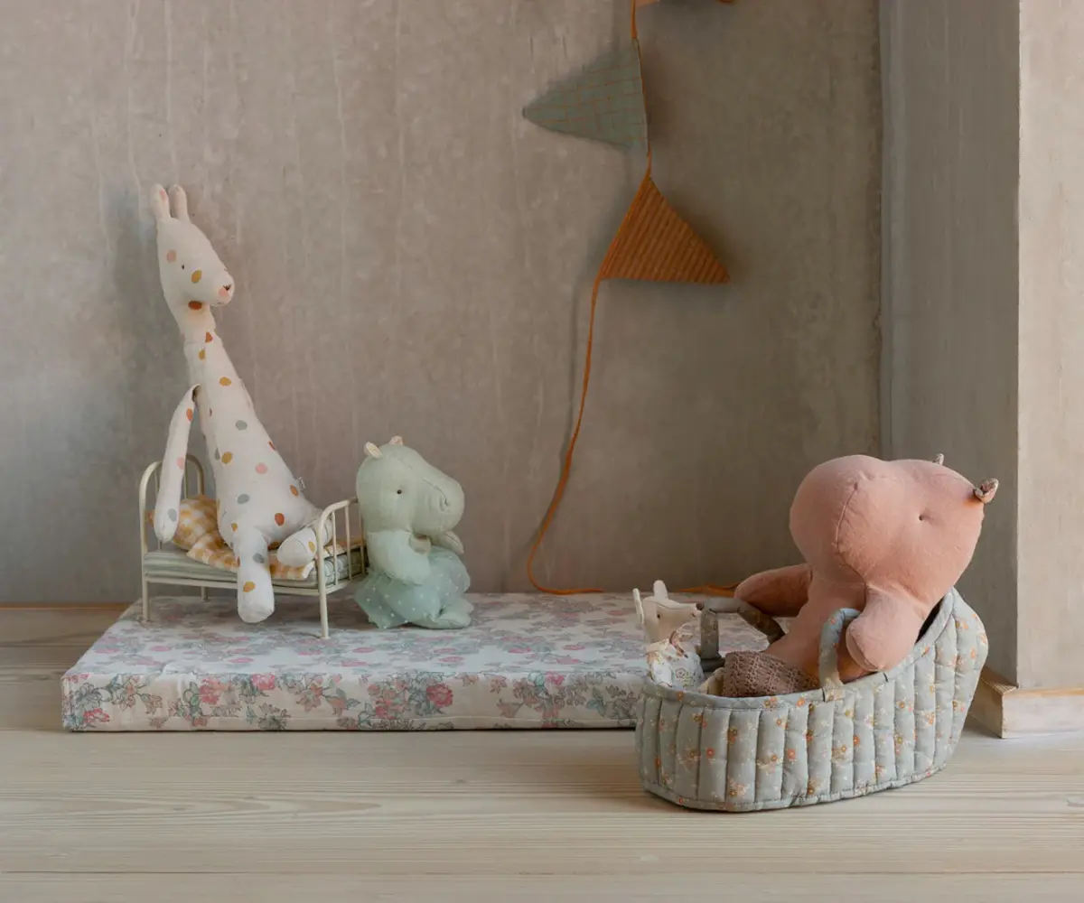 Maileg Carry Cot Large Blue