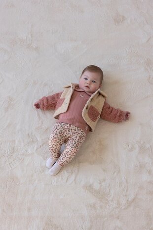 Feetje Babykleding Legging Rib Woodland Bloom Offwhite Feetje Babykleding Legging Rib Woodland Bloom Offwhite