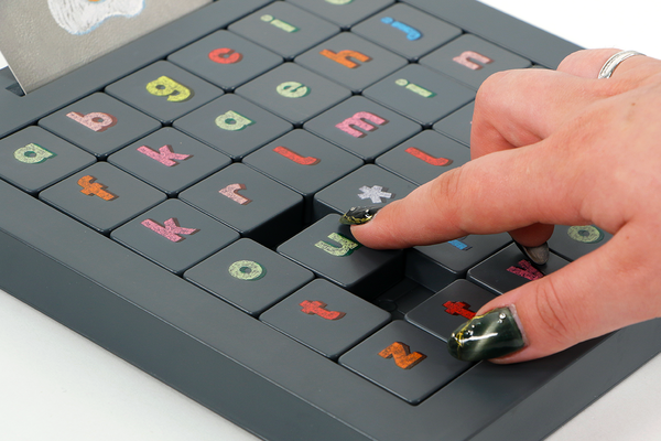 999 Games Schuifpret Spelling