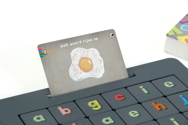 999 Games Schuifpret Spelling