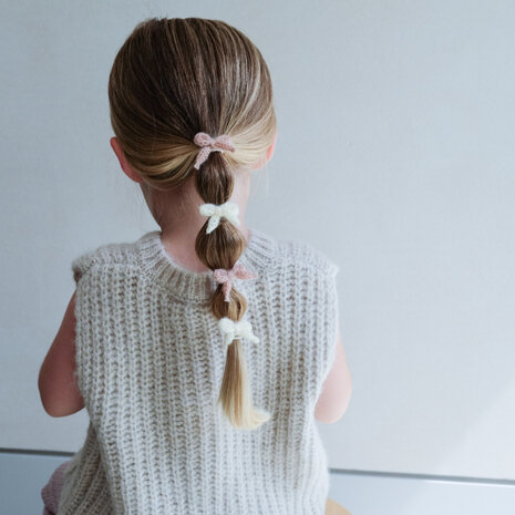 Mimi & Lula Haarelastiekjes Mini Granny Knitted Bow Neutral