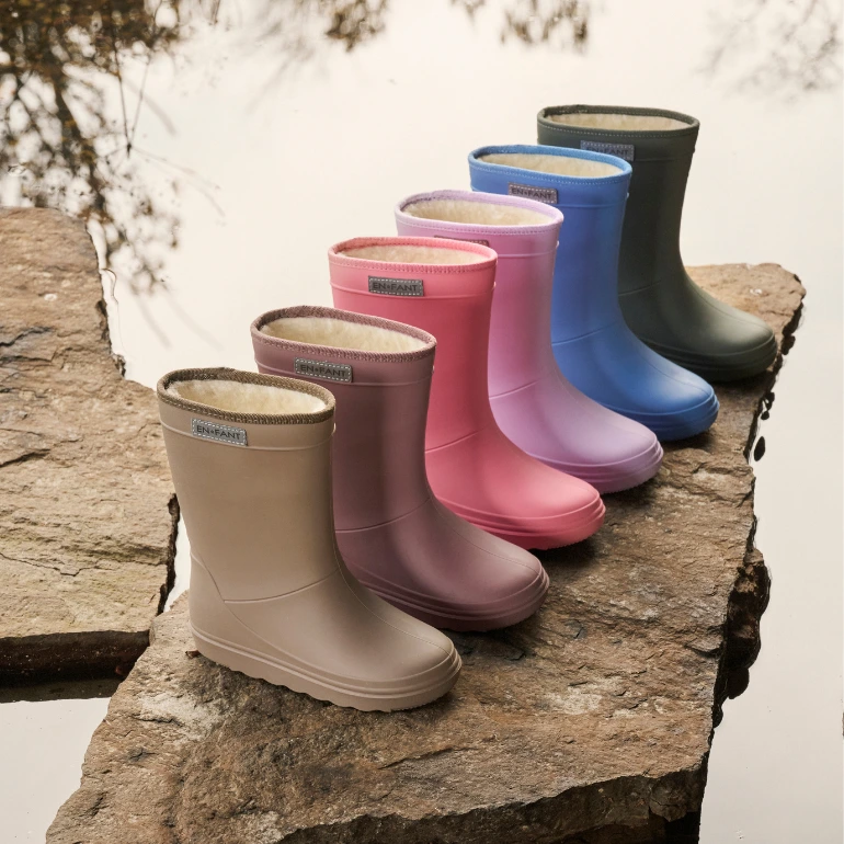 En Fant kleuren regenlaarsjes