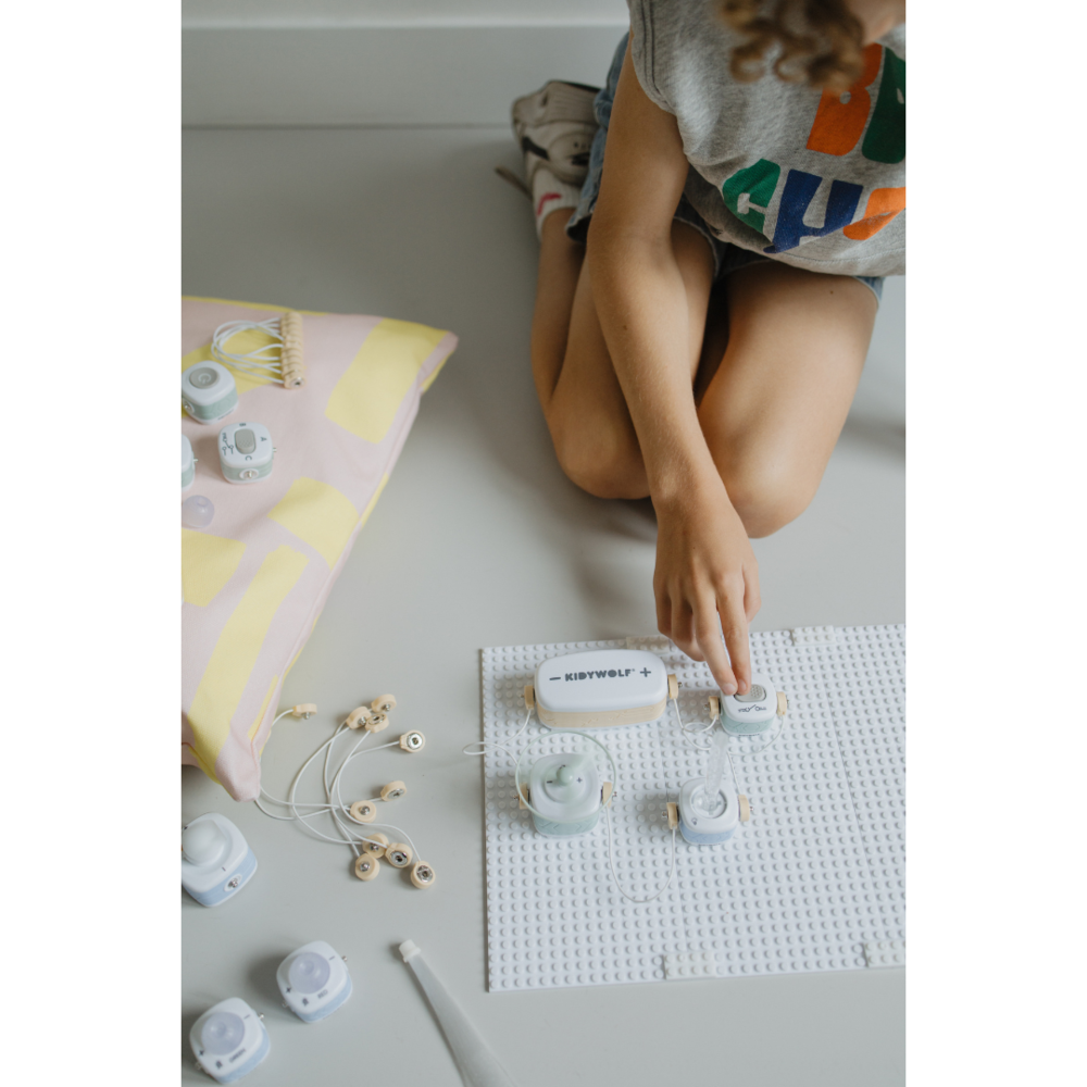 KidyWolf KIDYELEC - 18 delige Elektriciteitsset - Expert KidyWolf KIDYELEC - 18 delige Elektriciteitsset - Expert