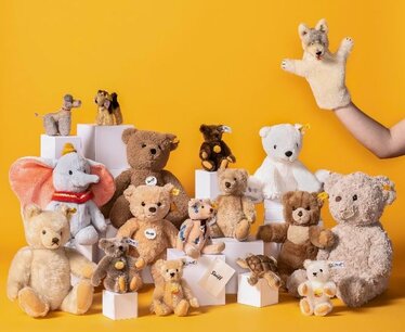 Steiff Friends met Geel Label