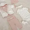 Feetje Babykleding Mutsje Pointelle Rib Delicate Flower Roze