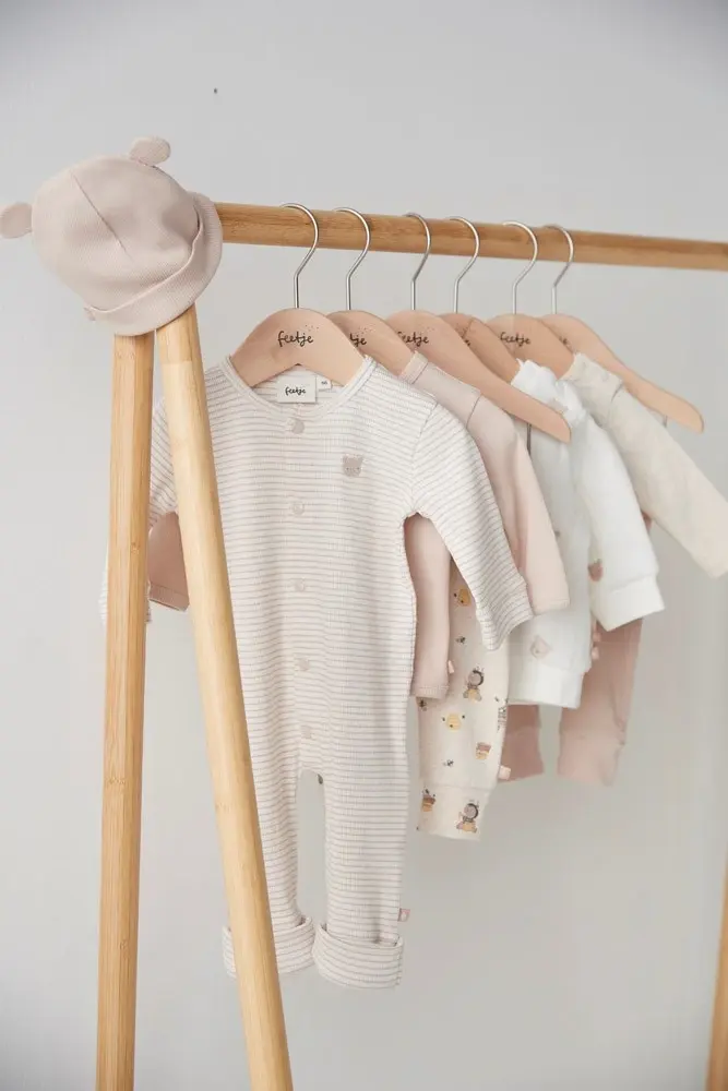 Feetje Babykleding Sweater Embroidery Honey Bear Offwhite Feetje Babykleding Sweater Embroidery Honey Bear Offwhite