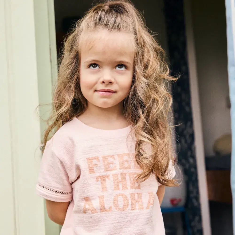 Daily7 Shirt Artwork Silver Pink