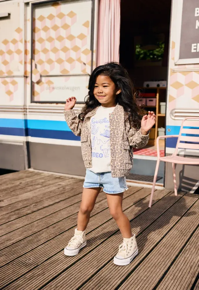 Daily7 Shirt Artwork Egret Daily7 Shirt Artwork Egret