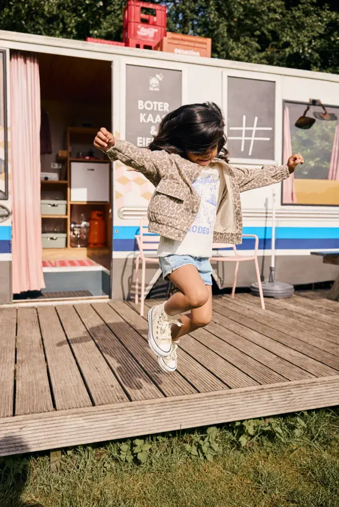 Daily7 Shirt Artwork Egret Daily7 Shirt Artwork Egret